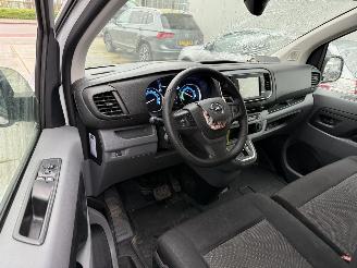 Opel Vivaro VIVARO-E  136 PK L3H1 EDITION NAVI-PDC picture 3
