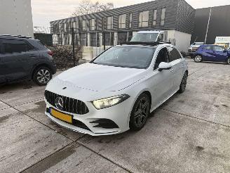 skadebil auto Mercedes A-klasse 200 Business Solution AMG-CAMERA-PANO-NAVI-PDC 2019/4