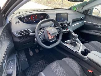 Peugeot 3008 1.2  Pure Tech Allure -NAVI-PDC-CAMERA picture 3