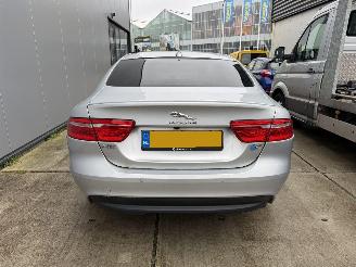 Jaguar XE 2.0 D Portfolio -NAVI-PDC-LEDER-CLIMA picture 7