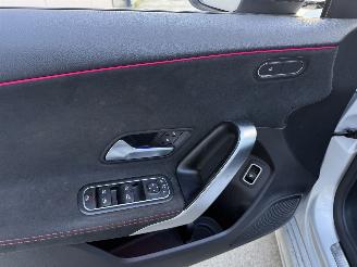 Mercedes A-klasse 200 Business Solution AMG-PANO-NAVI-PDC picture 14