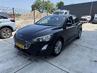 skadebil auto Ford Focus 1.0 EcoBoost TITANIUM X BUSINESS-AUTOMAAT-NAVI-CAMERA-PDC 2022/1