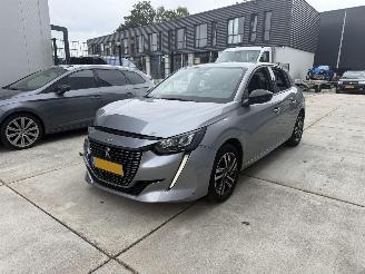 skadebil auto Peugeot 208 1.2 PureTech Allure Pack AUTOMAAT - NIEUWE DISTRIBUTIE - NAVI - CAMERA - LED 2022/7