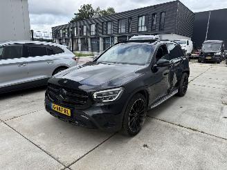 Damaged car Mercedes GLC 200 Business Solution Limited AMG -CAMERA-NAVI-PDC-PANO 2019/11