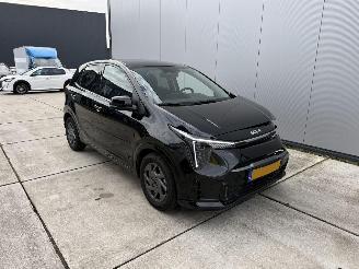 skadebil auto Kia Picanto 1.0 DPI DYNAMIC LINE-AIRCO-NAVI-CAMERA-PDC 2025/7
