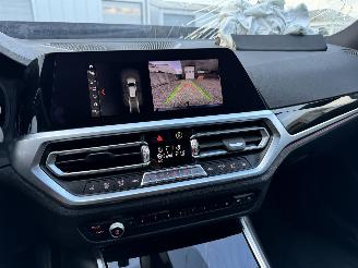 BMW 3-serie 320i High Executive Automaat picture 12