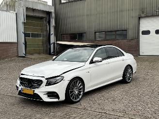 Unfallwagen Mercedes E-klasse 43 AMG 4Matic Prestige Plus Pano 360Camera Sfeerverlichting KM Aantoonbaar! 2017/8