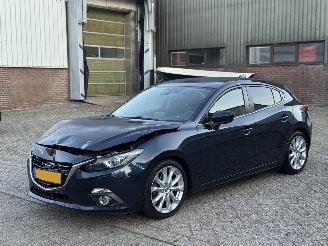 skadebil auto Mazda 3 2.0 120Pk Automaat SkyActiv Head-Up Bose 2015/5