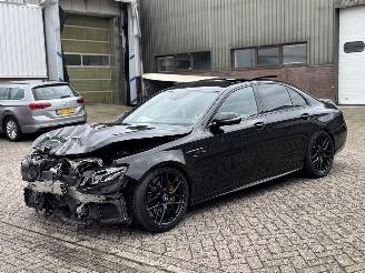 Mercedes E-klasse E63S 4Matic+ 612Pk Keramisch Pano Schaalatoelen Burnmester Carbon Alcantara Head-Up 360Camera Memory picture 4