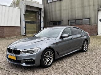 BMW 5-serie 530e iPerformance High Executive M-Pakket Harman Kardon 360Camera Head-Up Geen Schade! 2017/4