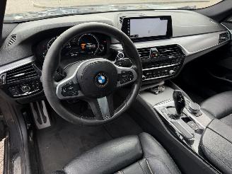 BMW 5-serie 530D M-Pakket High Executive Harman Kardon picture 8