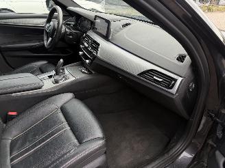 BMW 5-serie 530D M-Pakket High Executive Harman Kardon picture 17