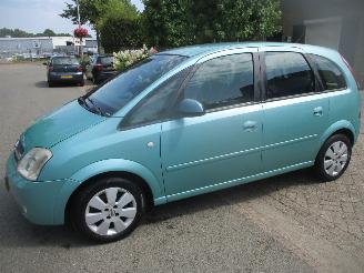 krockskadad bil auto Opel Meriva 1.6I-16V COSMO 2003/10