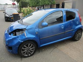 skadebil auto Peugeot 107 1.0-12v URBAN MOVE 2010/9