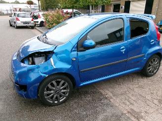 skadebil auto Peugeot 107 1.0-12V URBAN MOVE AIRCO 2010/9
