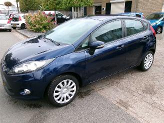 skadebil auto Ford Fiesta 1.25 TITANIUM 5 DEURS AIRCO 2012/9