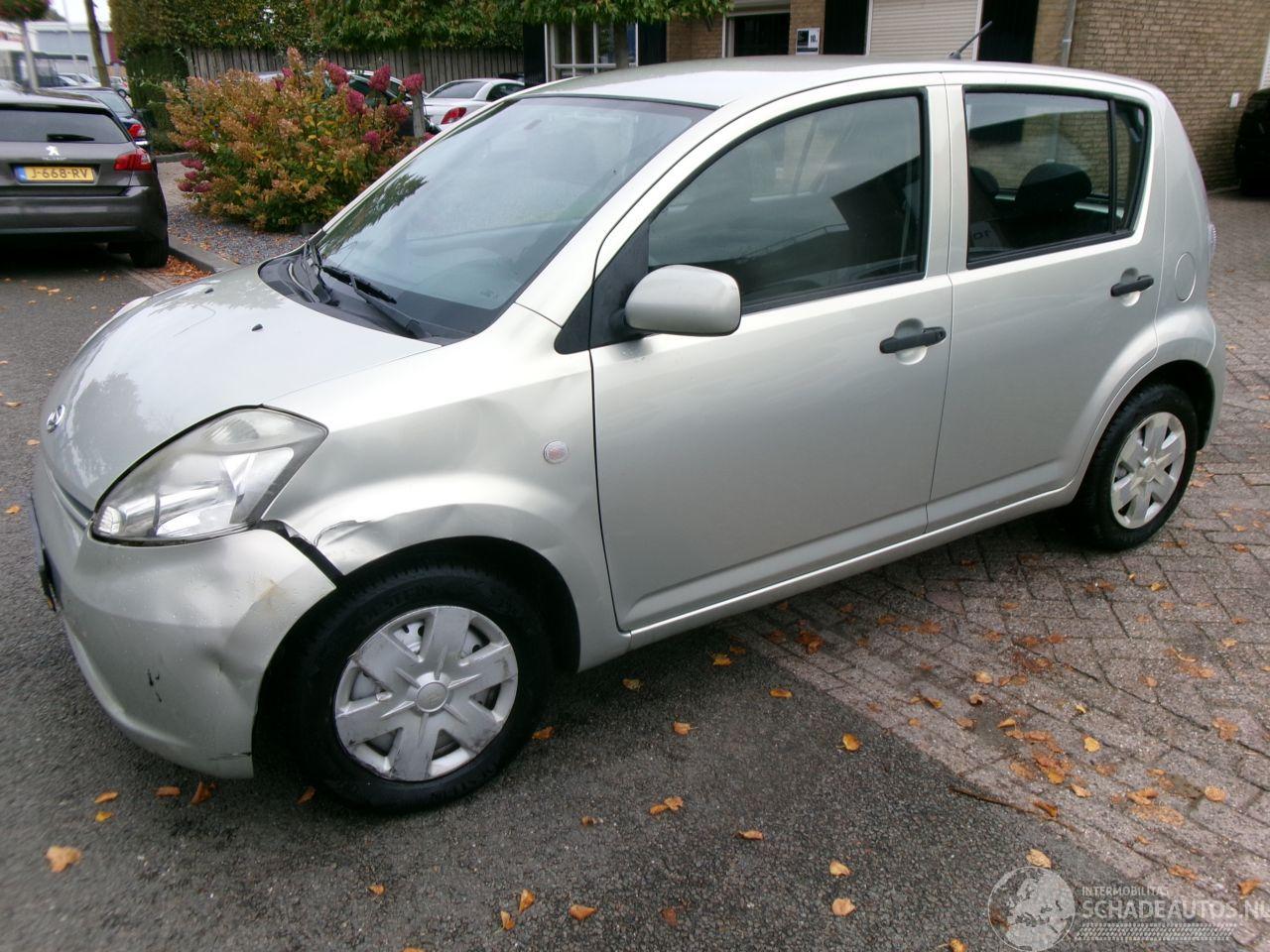 Daihatsu Sirion SIRION 2  1.3-16V COMFORT AUTOMAAT AIRCO