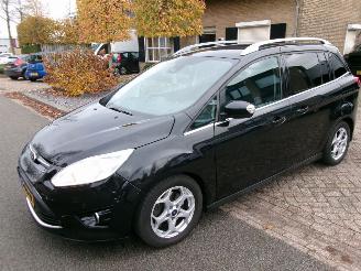 krockskadad bil auto Ford Grand C-Max 1.6 I TITANIUM 2015/4