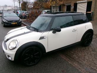  Mini Cooper PEPPER 1.6 I CLIMA PANO 2008/10
