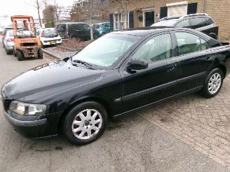 Auto incidentate Volvo S-60 2.4 I GEEN SCHADE 2002/10