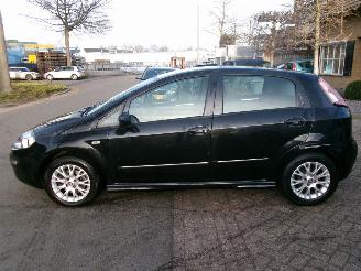 Fiat Punto Evo 1.3 M-JET DYNAMIC CLIMA 5 DEURS picture 2