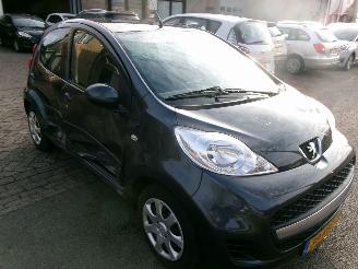 Peugeot 107 1.0 -12V XS AIRCO ORGINEEL 27.158 KM picture 5