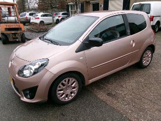 Auto incidentate Renault Twingo 1.2-16V MISS SIXTY GEEN SCHADE 2011/1