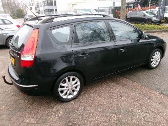 Hyundai I-30 1.6 I ACTIVE picture 6