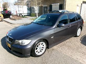 uszkodzony samochody osobowe BMW 3-serie 318 I BUSINESS LINE CLIMA NAVI 2008/2