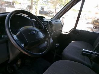 Ford Transit 2.0 TDDI picture 12