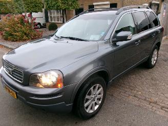Vaurioauto  passenger cars Volvo Xc-90 3.2 AWD MOMENTUM 7 PERSOONS 2007/4