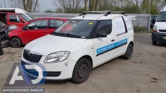 Salvage car Skoda Roomster Roomster (5J), MPV, 2006 / 2015 1.4 TDI 70 2009