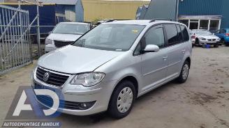 demontáž osobní automobily Volkswagen Touran Touran (1T1/T2), MPV, 2003 / 2010 1.9 TDI 105 Euro 3 2008