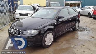 Auto da rottamare Audi A3 A3 (8P1), Hatchback 3-drs, 2003 / 2012 2.0 TDI 16V 2005