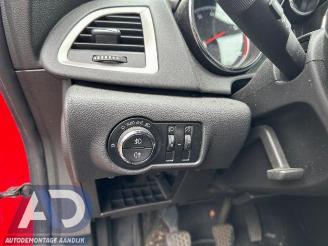 Opel Astra Astra J (PC6/PD6/PE6/PF6), Hatchback 5-drs, 2009 / 2015 1.6 16V Ecotec picture 17