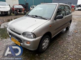 Vrakbiler auto Subaru Vivio Vivio (KK/KW3), Hatchback, 1992 / 2000 0.7 GLi,GLi ECVT 1998/6