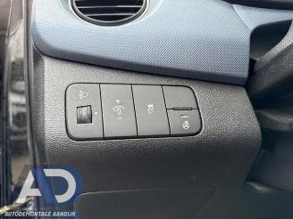 Hyundai I-10 i10 (B5), Hatchback, 2013 / 2019 1.0 12V picture 16