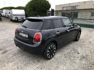 damaged passenger cars Mini One 1.5 2021/2