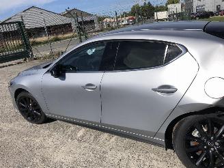 Mazda CX-3 2.0 SKYACTIV X picture 18