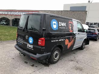 uszkodzony samochody ciężarowe Volkswagen Transporter 2.0 TDI  150 2019/7