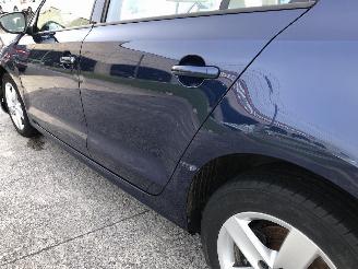 Volkswagen Jetta 1.6 TDI picture 14