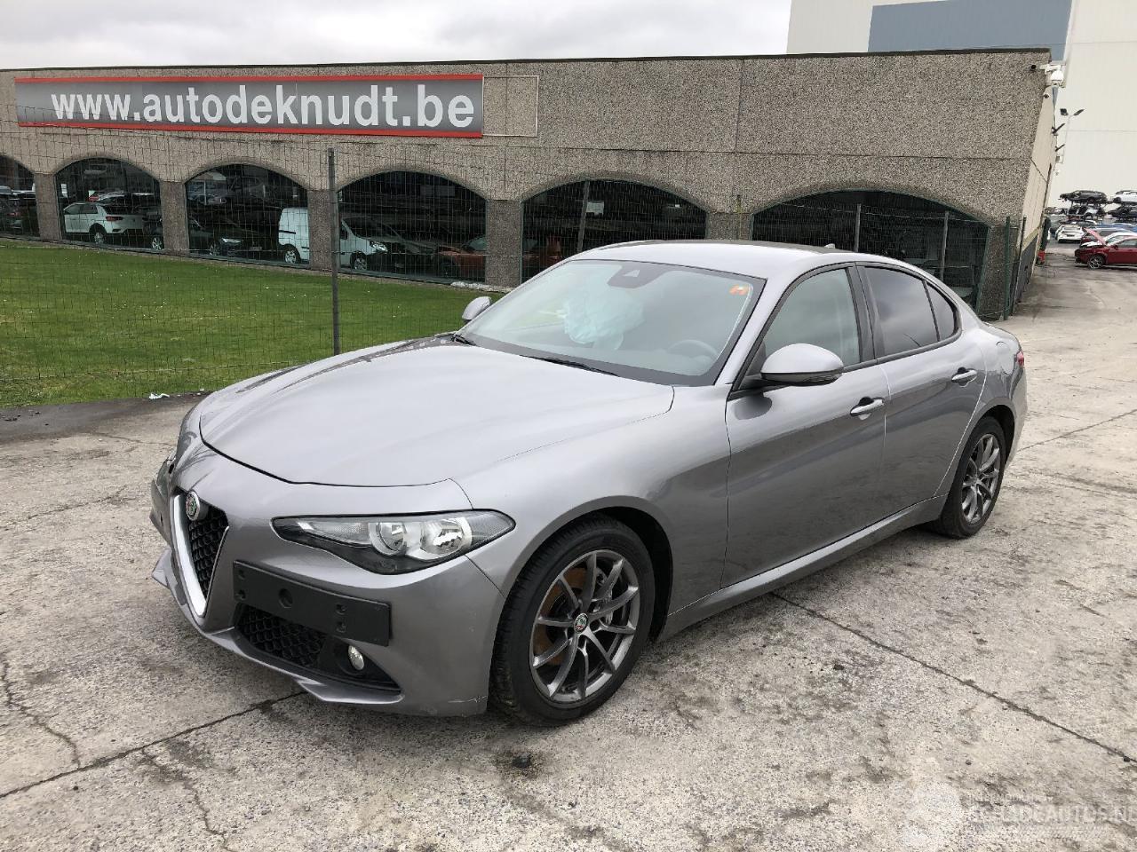 Alfa Romeo Giulia 2.2 D  150 CV