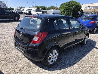 Opel Corsa 1.2 picture 4