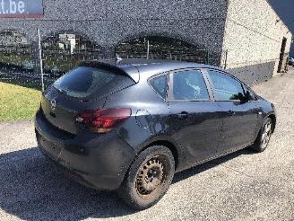 Opel Astra 17 CDTI picture 24
