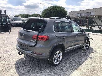 skadebil auto Volkswagen Tiguan 2.0 TDI  CUVE 2016/4