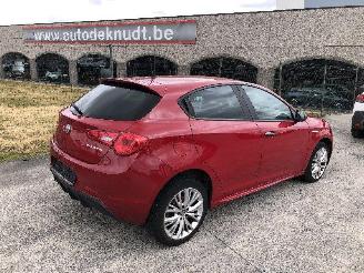 damaged passenger cars Alfa Romeo Giulietta 1.6  JTDm 2019/4