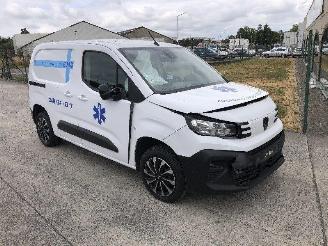 škoda osobní automobily Peugeot Partner 1.5 HDI  AUTOMATIQUE 2024/6