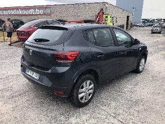 damaged passenger cars Dacia Sandero 1.0 2022/7
