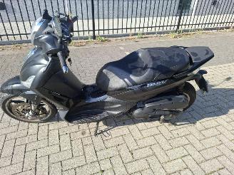 uszkodzony motocykle Piaggio Beverly 350 police 2019/1