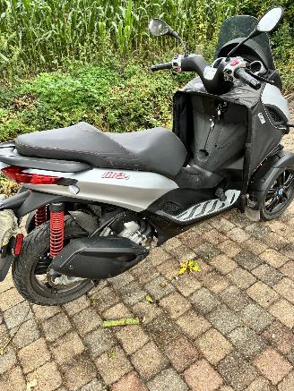uszkodzony motocykle Piaggio MP3 300 310 sport 2025/1
